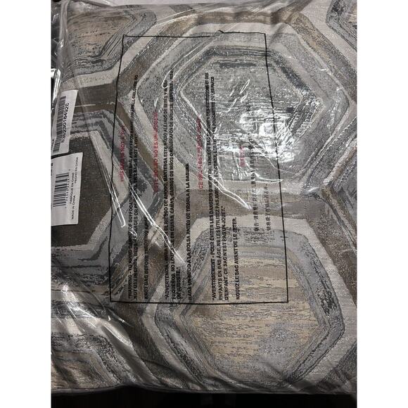 Signature Design by Ashley Meiling Geometric Throw Pillow, 20 x 20es - Picture 4 of 6